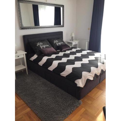 Studio apartman Lara ***