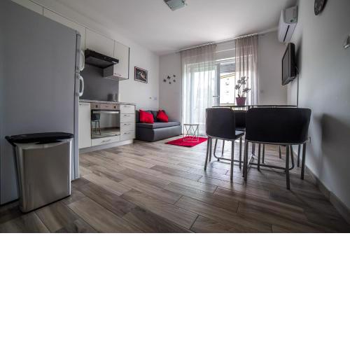 Studio Apartman Nina