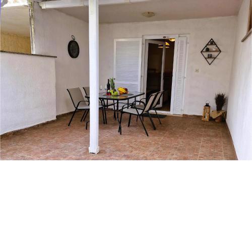 Stunning Apartment In Barbariga With Wifi