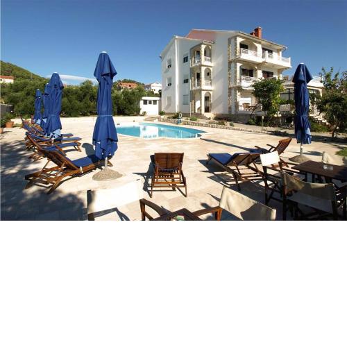 Stunning Apartment In Barbat Na Rabu