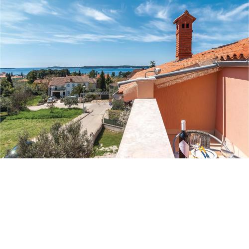 Stunning Apartment In Fazana With House Sea View