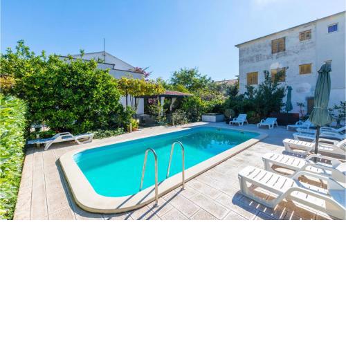 Stunning Apartment In Kastel Stari With Wifi