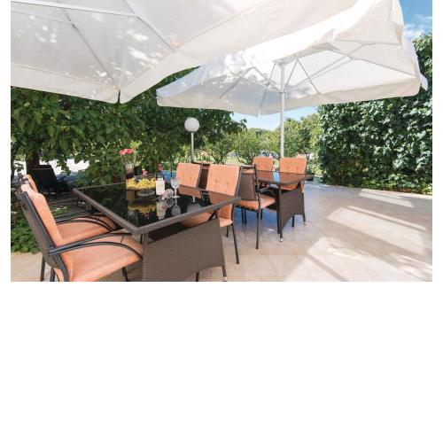 Stunning Apartment In Zuljana With Wifi