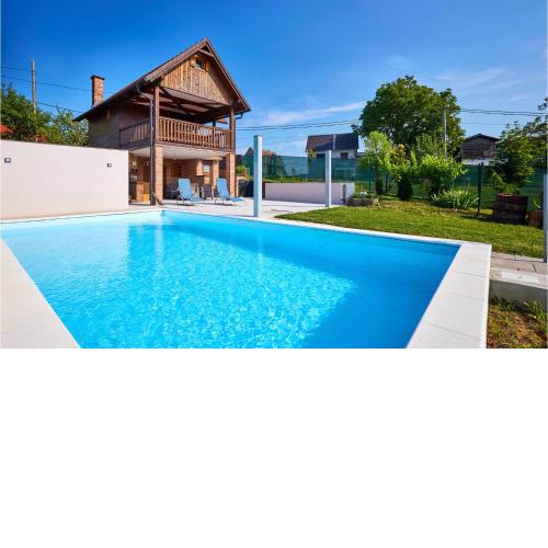 Stunning Home In Klostar Ivanic With Sauna