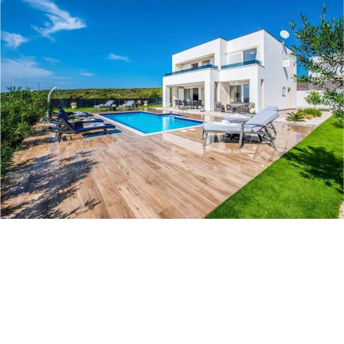 Stunning Home In Novalja With House Sea View