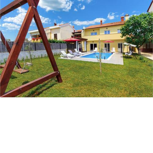 Stunning Home In Pula With Wifi