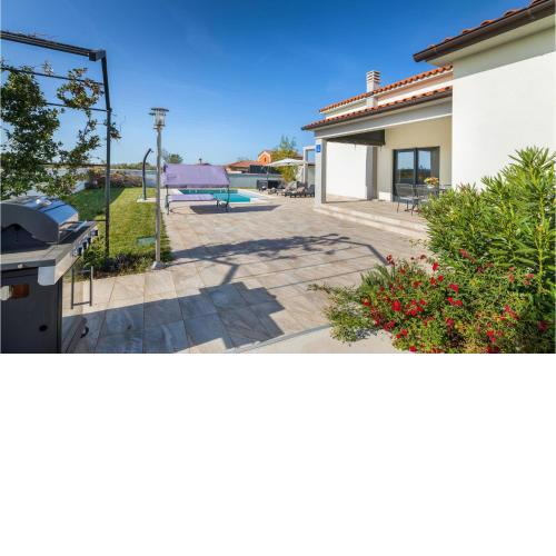 Stunning Home In Vodnjan With Wifi
