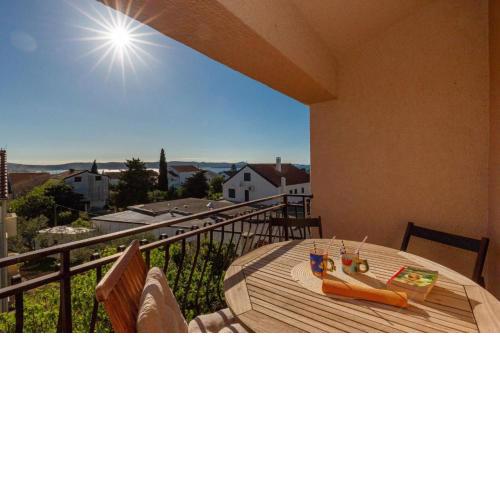 Three Bedroom Apartment in Biograd