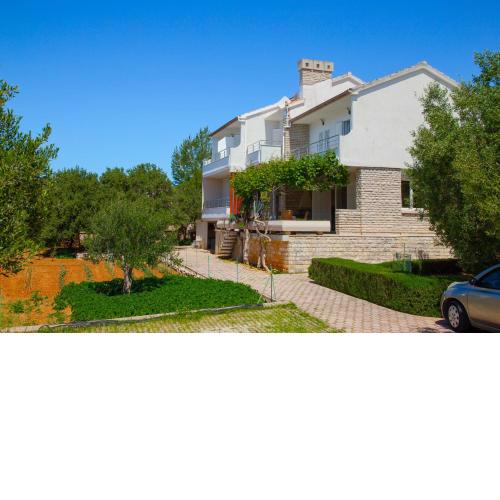 Tonica Apartments