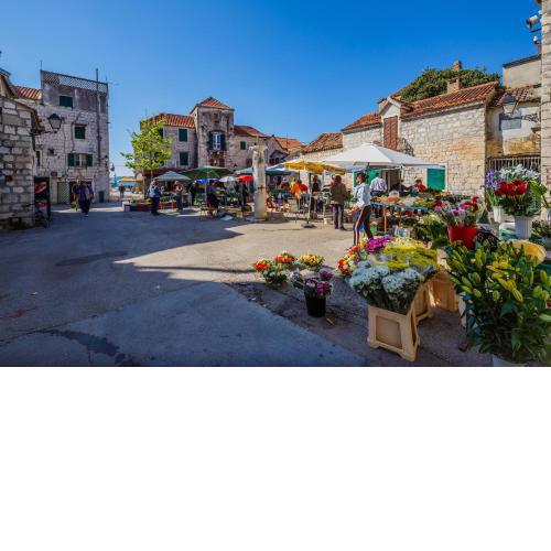 Town Square Cippico Apartment