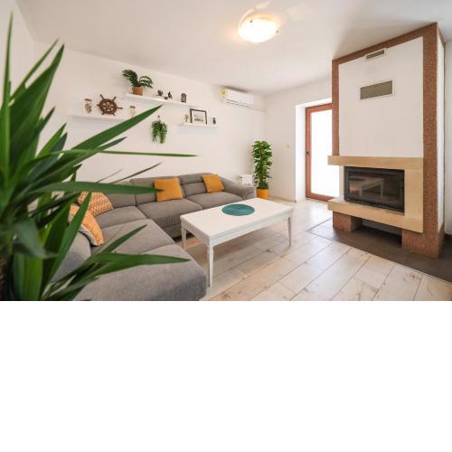 Vacation house Jakov
