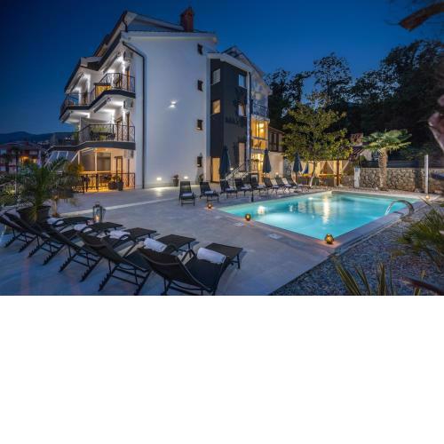 Villa Adriatic, Apartment Enio with swimming pool, panoramic sew view, free parking