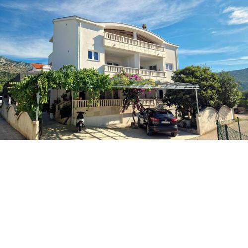 Villa Angela