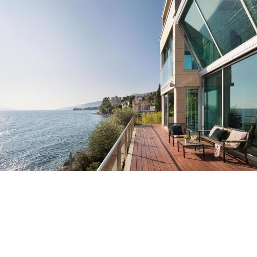 Villa Arentz Residence - Front Sea Apartments