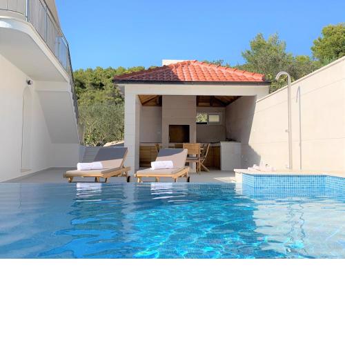 Villa Cabo Verde on island Korcula, heated pool