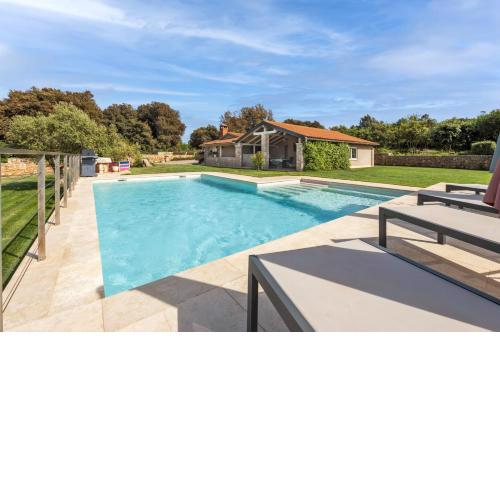 Villa Dioniz