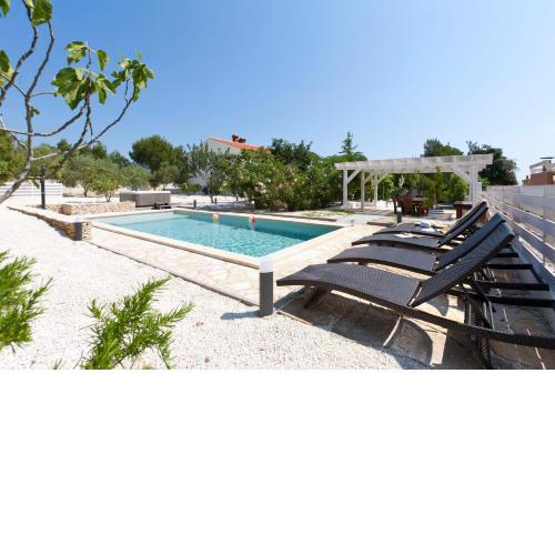 Villa Donna - holiday house for relaxation with pool, sauna, jacuzzi & biliards, Ližnjan - Istra