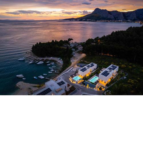 Villa Forti Dva - 5 Bedroom Modern Villa - Sister Villa Available - Sea Views