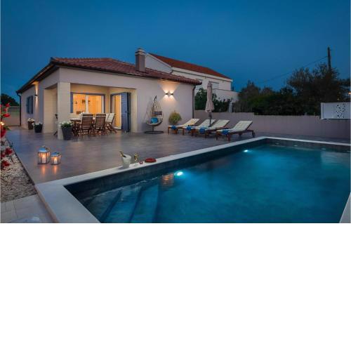 Villa Karla Nin