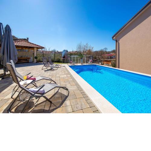 Villa Lemily
