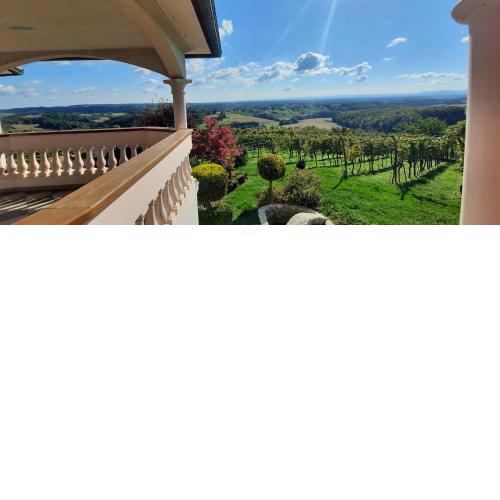 Villa Lotus