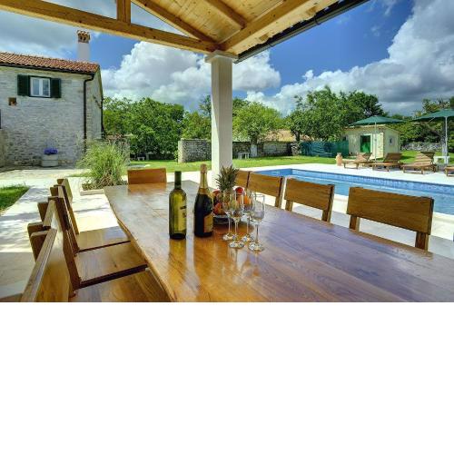 Villa Lucy
