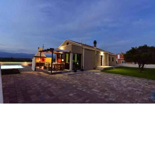 Villa Maslina with private pool on quiet location - by TA Leut Agency