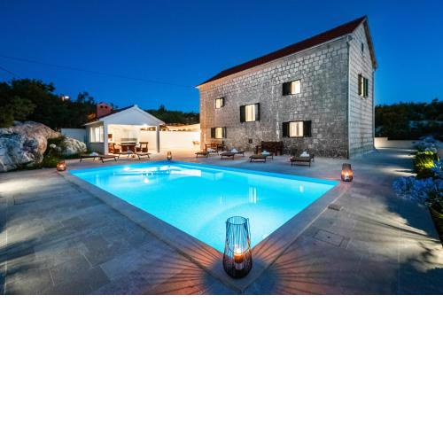 Villa Sion peaceful villa with private pool and stunning mountain view