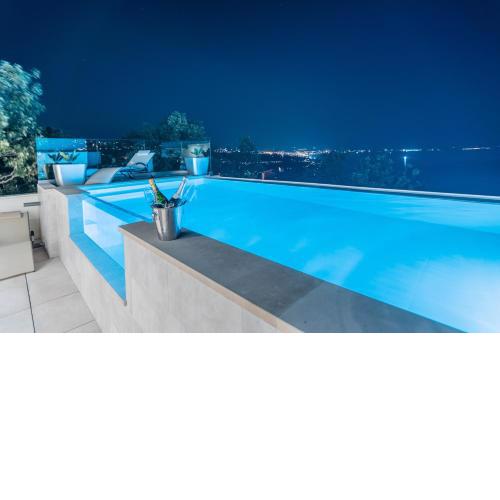 Villa The Boat with ROOFTOP POOL