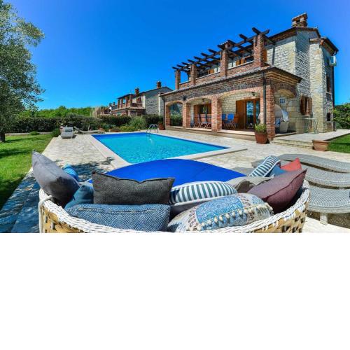 Villa Toscana Sole with pool