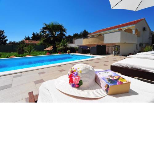 Villa Vanilla with Heated Pool
