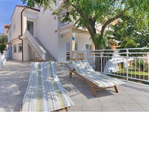 Warm apartment in Senj Lika Karlovac with Terrace
