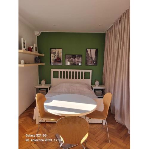 Welcome Senj TWIN BED !