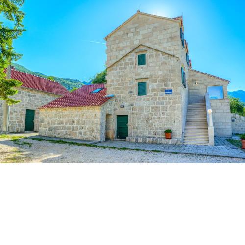Your Ideal Haven for Serene Relaxation Villa Roglić near Baška Voda