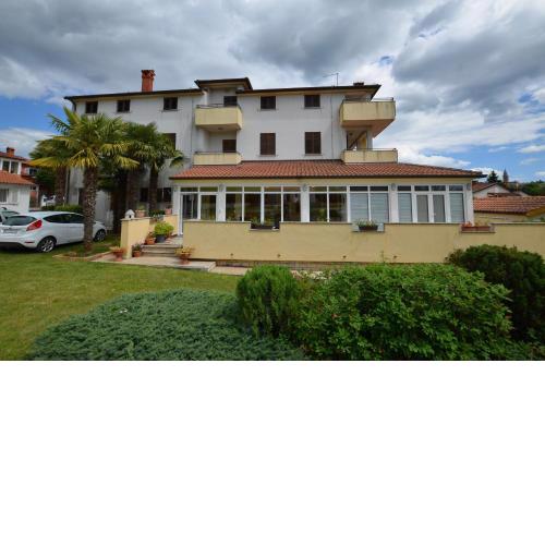 Zminj Apartments